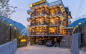 The 14 Gables, A Boutique Stay, Manali - Pet Friendly - Balcony Rooms - Crown Palace